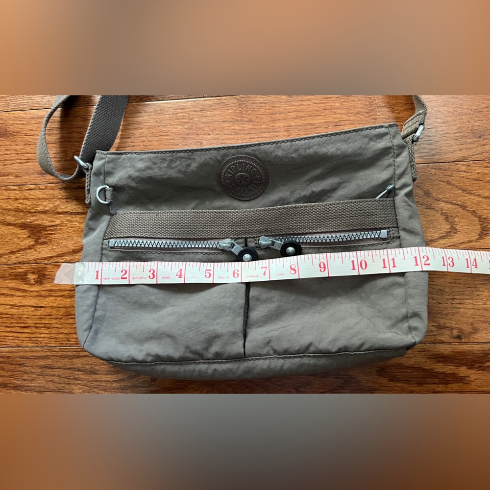 Kipling Women's Angie Handbag, Lightweight Crossbody, Nylon Travel Bag - Picture 9 of 9